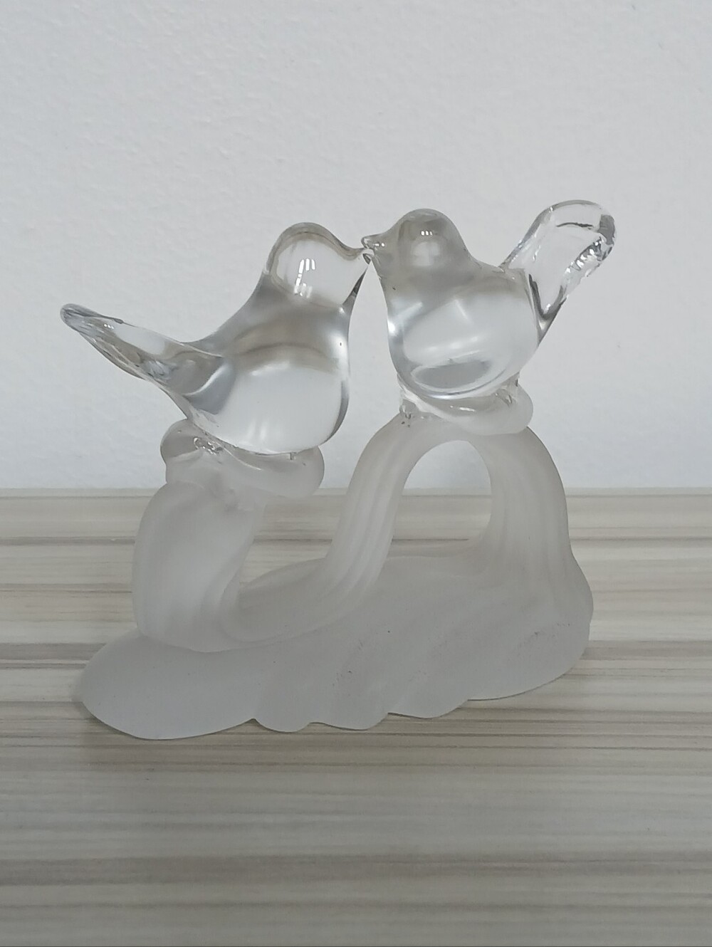 Vtg Clear Frosted Crystal Art Glass Love Birds on Branch Figurine